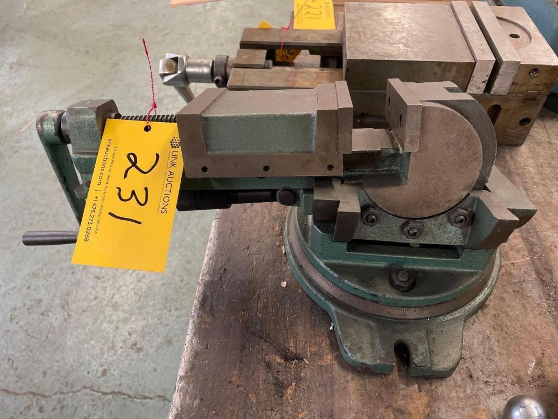 4" Swivel Base Angle Vise