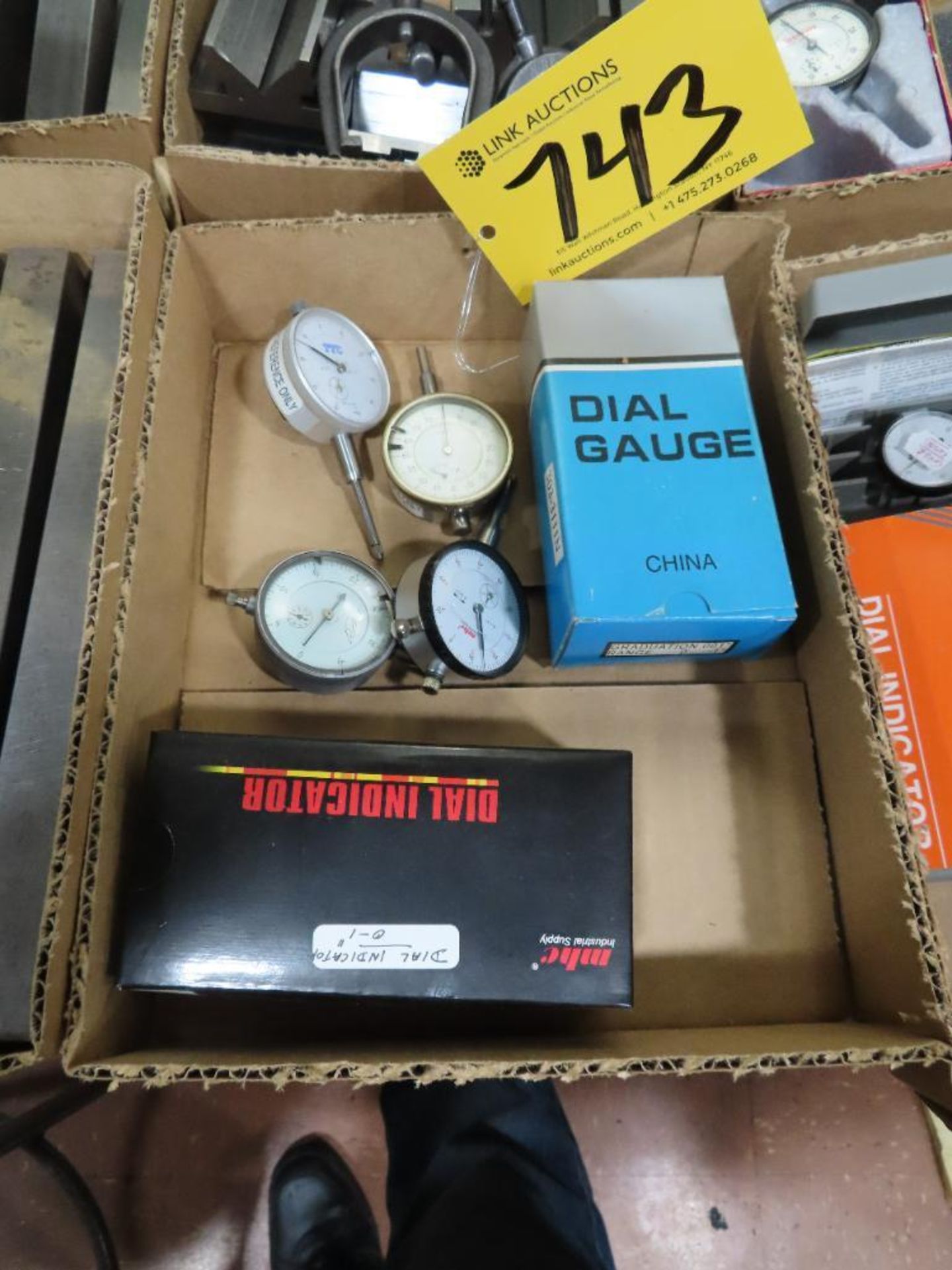 Assorted Dial Gages