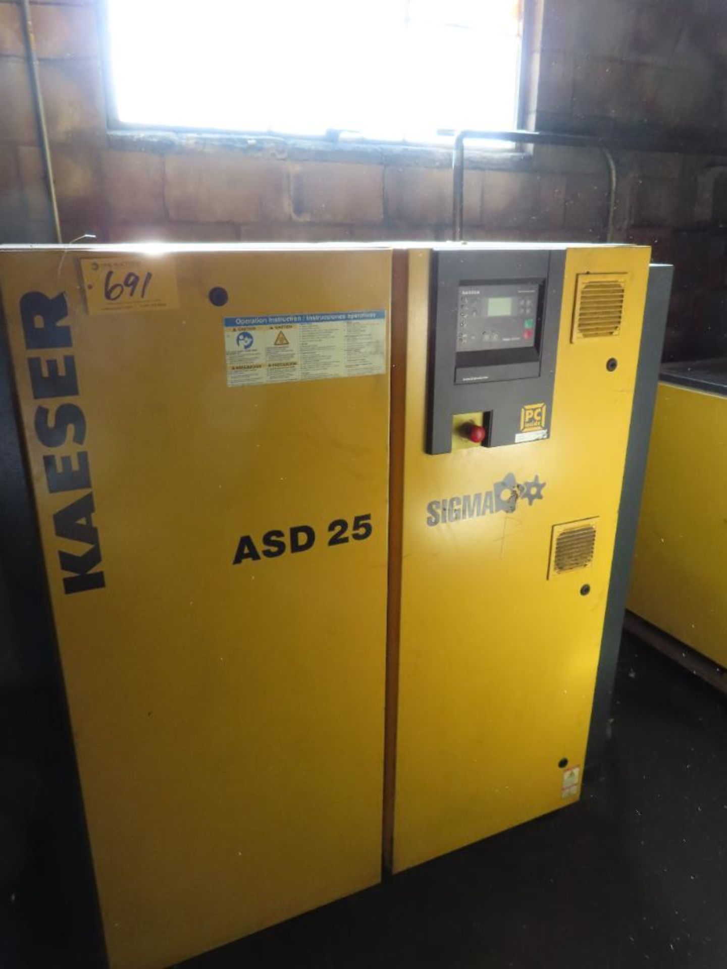 Kaeser Mdl.ASD25, 25HP Screw Type Air Compressor