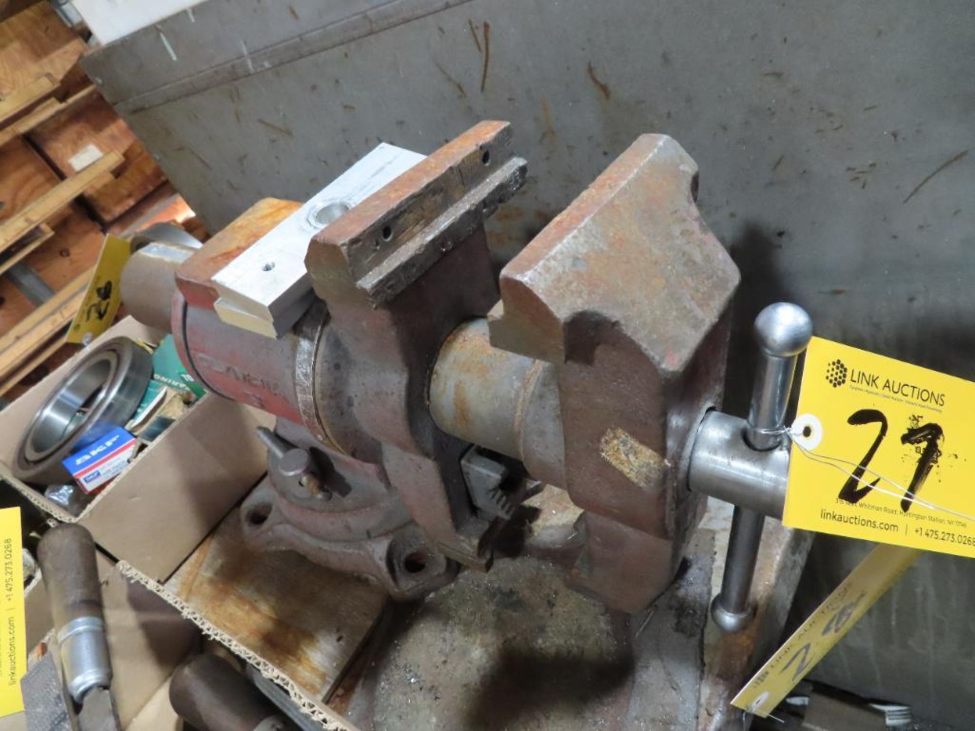 Olympia 5" Bench Vise