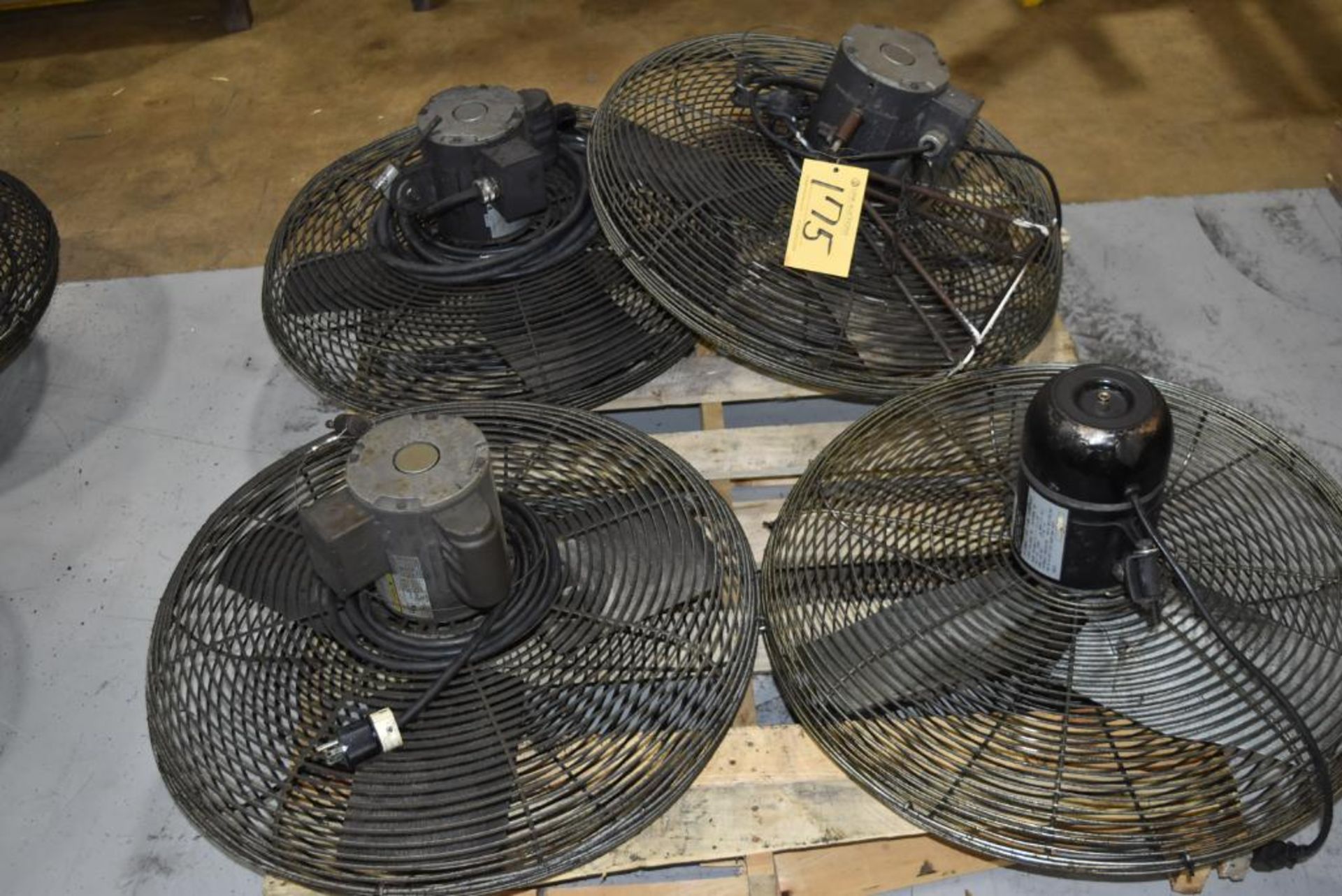 Lot (4) 24" Wall Mount Fans