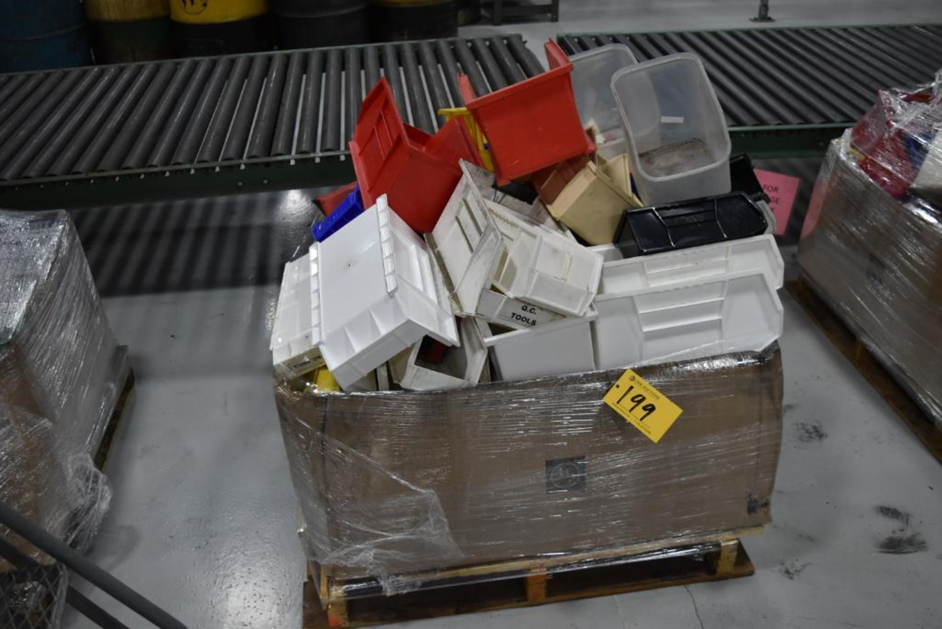 Lot Assorted Plastic Parts Storage Trays