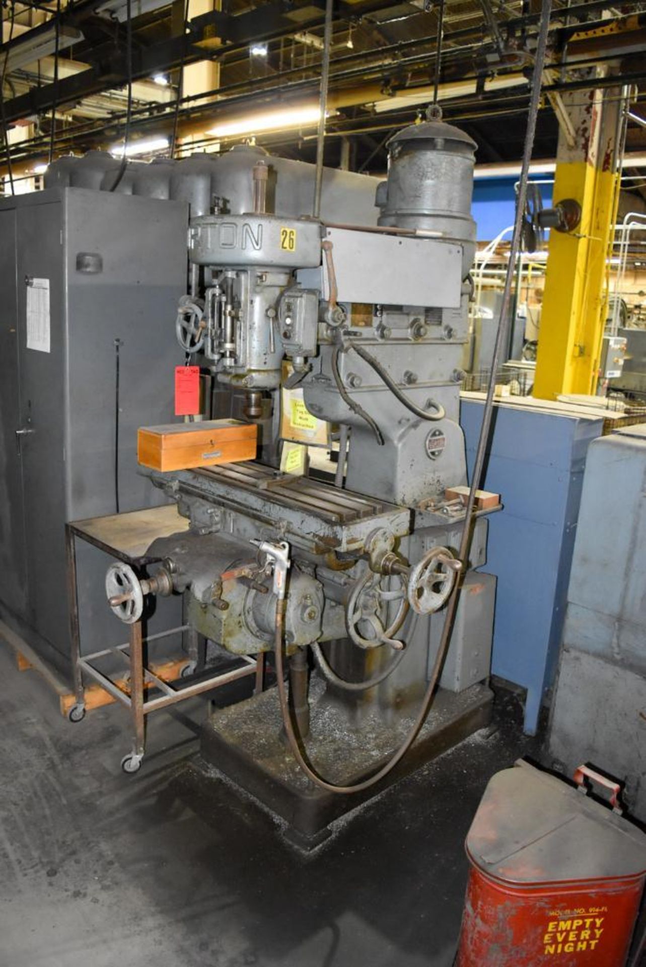 Gorton Vertical Milling Machine