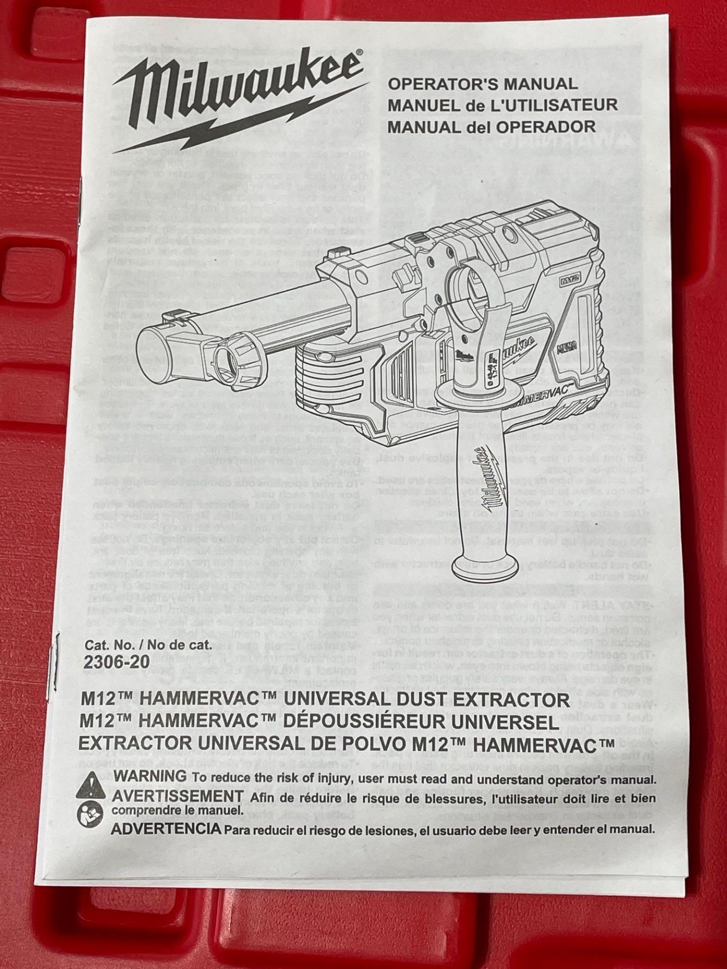 Milwaukee M12 HAMMERVAC Universal Dust Extractor Kit - Image 9 of 10