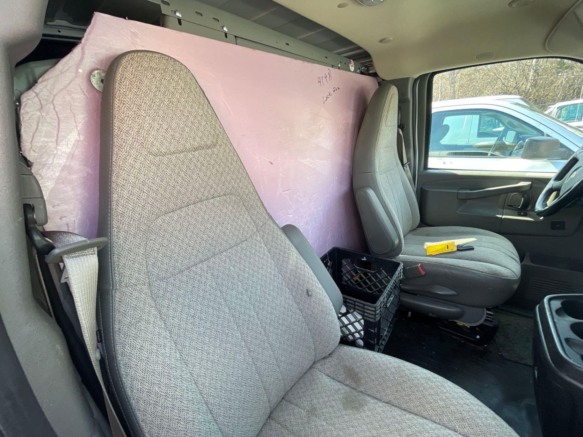 2020 CHEVROLET EXPRESS CARGO VAN - Image 27 of 37