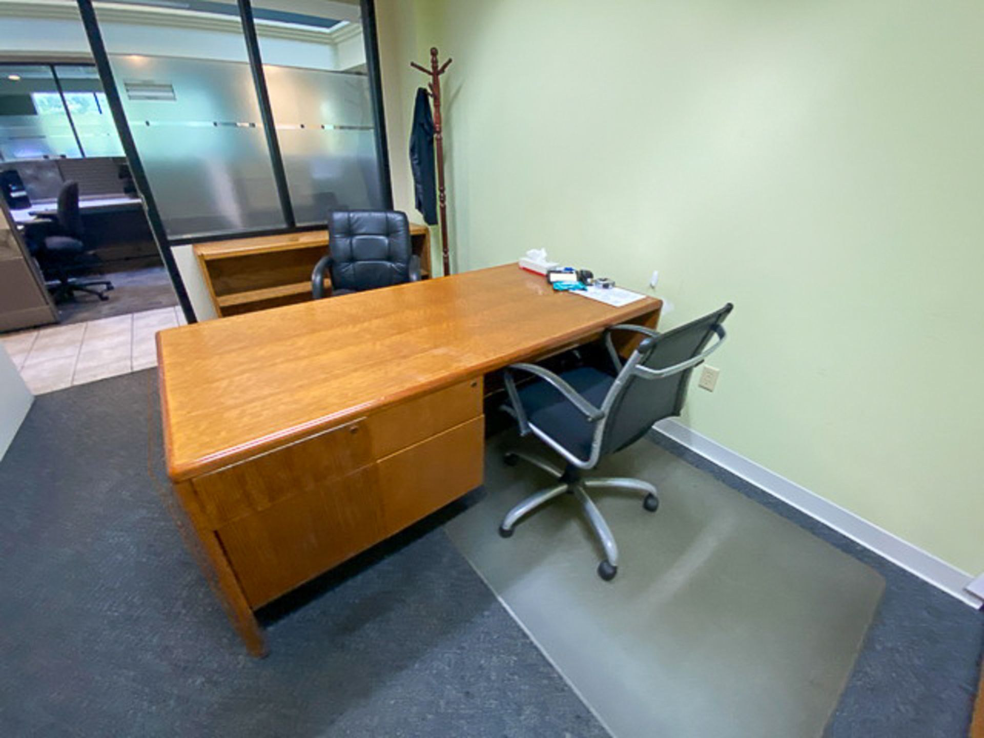 Lot c/o: Office Furniture - Image 8 of 11