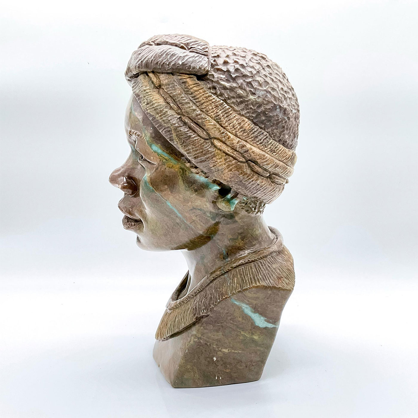 Darios Chikumbirike African Hand Carved Verdite Stone Bust - Image 2 of 5