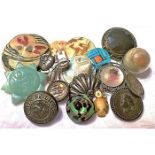 A BAG LOT OF ASSORTED MATERIAL BUTTONS