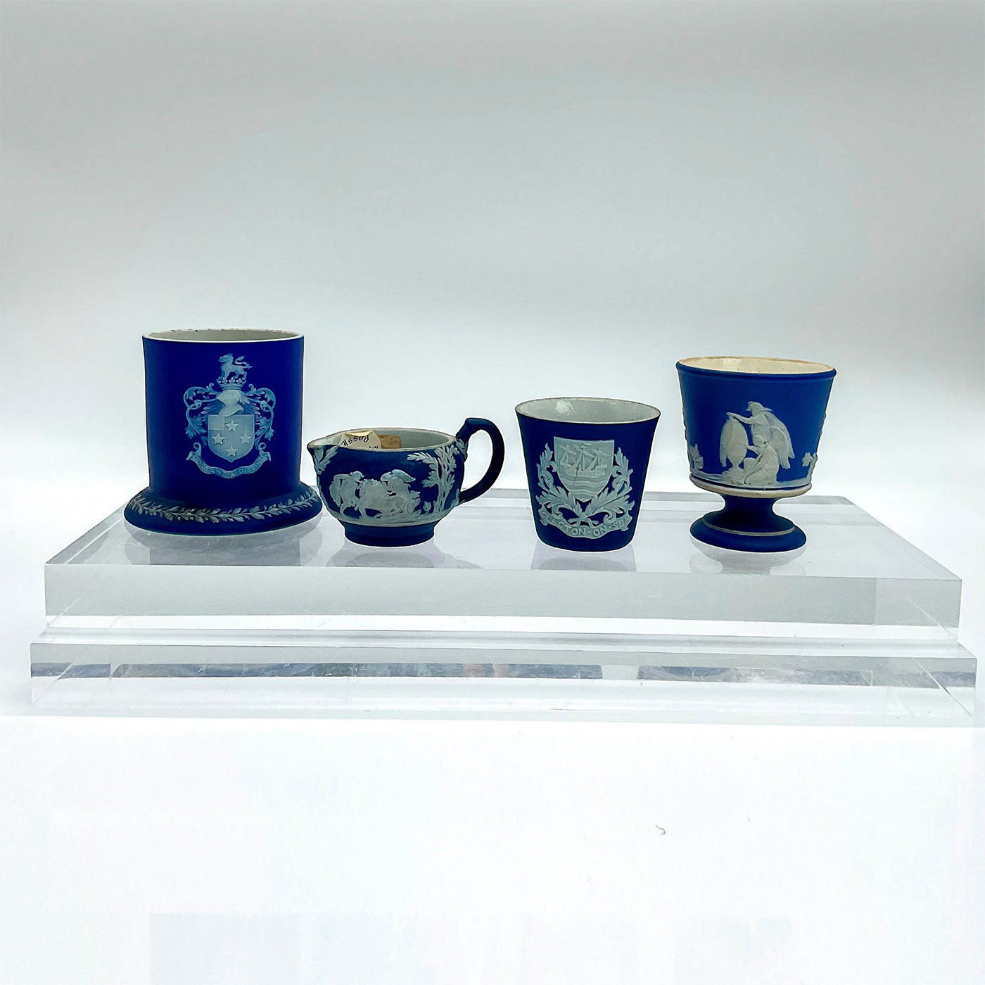 4pc Wedgwood Jasperware Dip Mini Vases + Creamer - Image 4 of 5