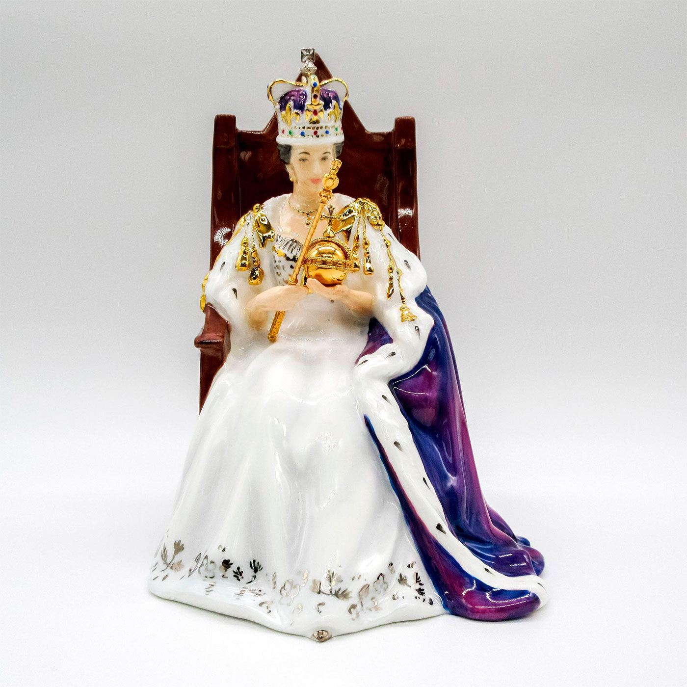 Queen Elizabeth II HN4476, Rare Colorway - Royal Doulton Figurine - Image 5 of 5