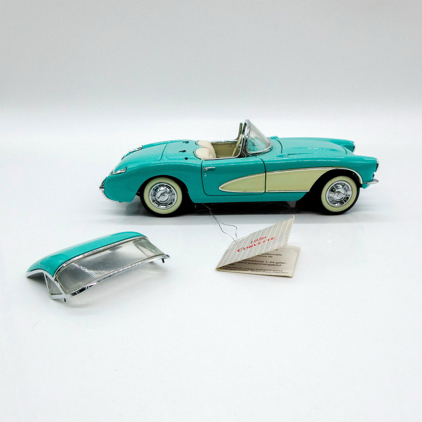 Franklin Mint 1956 Chevrolet Corvette Model Car - Image 2 of 4