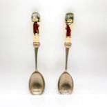 2pc Royal Doulton Serving Utensils, Gallant Fishers