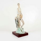 Boy 1001050 - Lladro Porcelain Figure