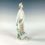 Quixote Standing Up 1004854 - Lladro Porcelain Figurine