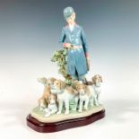 Pack Of Hunting Dogs 1005342 Ltd. - Lladro Porcelain Figurine + Base