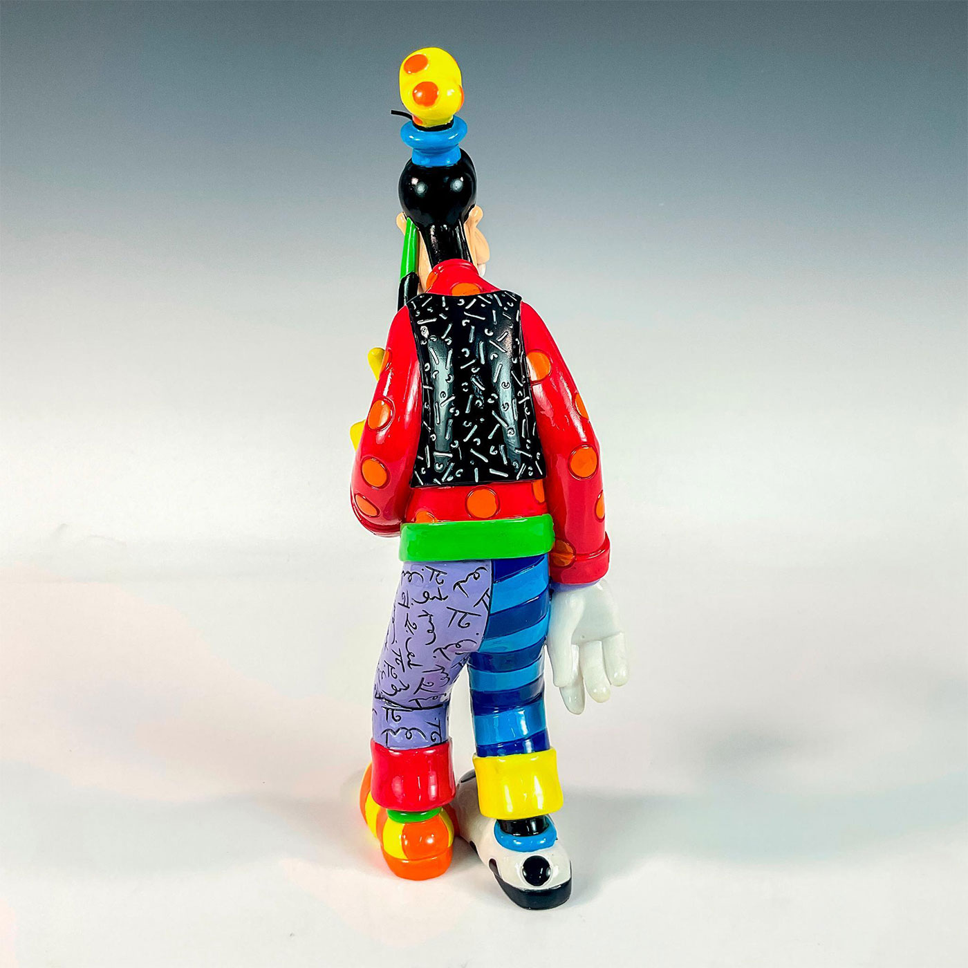 Disney Romero Britto Figurine, Goofy - Image 3 of 4