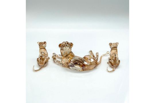 3pc Swarovski Crystal Figurines, Lion Mother and Cubs - Image 3 of 4