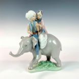 Hindu Children 1005352 - Lladro Porcelain Figurine