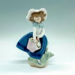 Pretty Pickings 1005222 - Lladro Porcelain Figurine