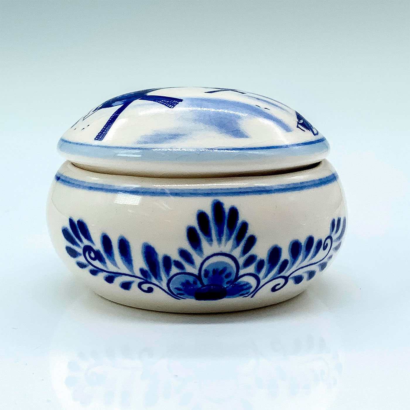 Delft Blue Ceramics, Trinket Box - Image 2 of 3