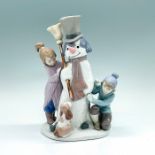 The Snow Man 1005713 - Lladro Porcelain Figurine