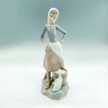 Girl with Milk Pail 1004682 - Lladro Porcelain Figurine