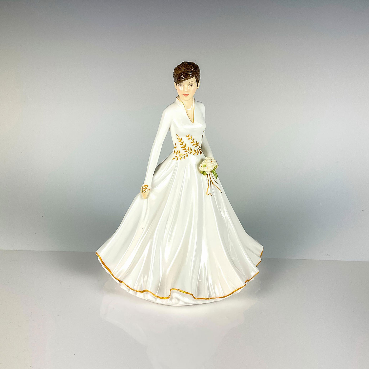 Winter Wonderland HN5639 From the Songs of Christmas Collection - Royal Doulton Figurine
