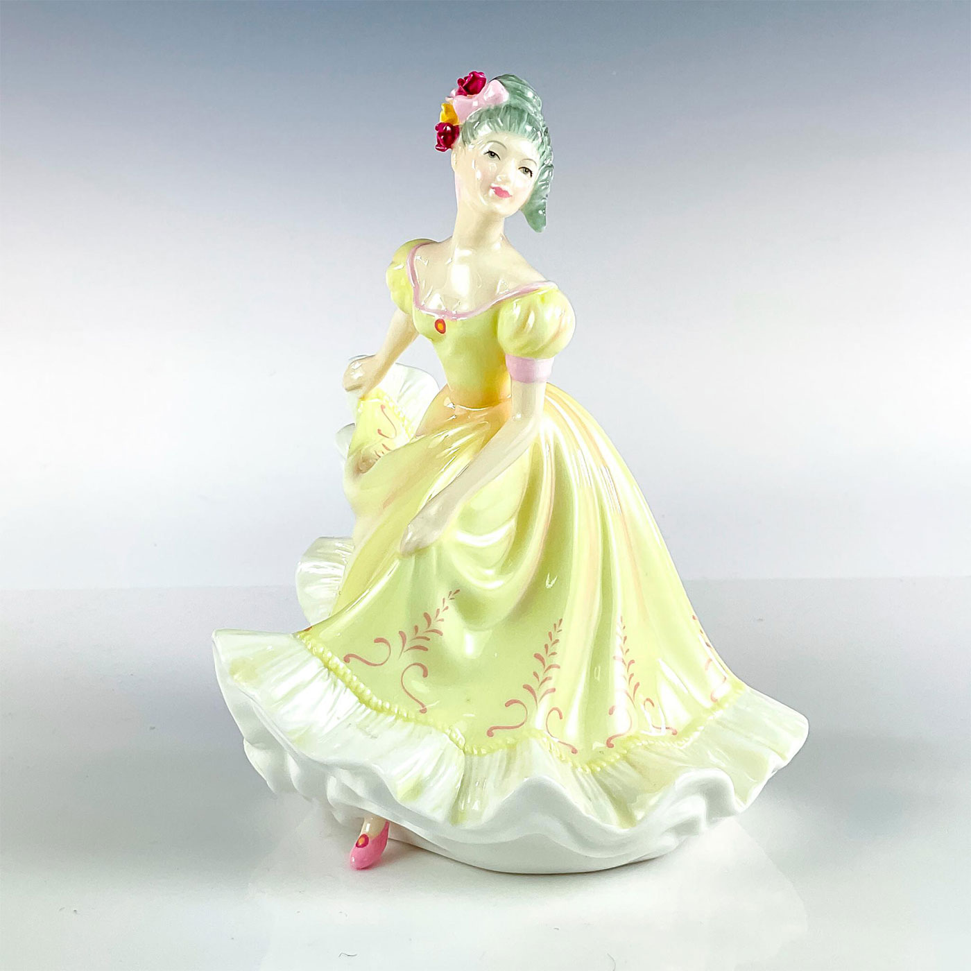 Ninette HN4717 - Royal Doulton Figurine