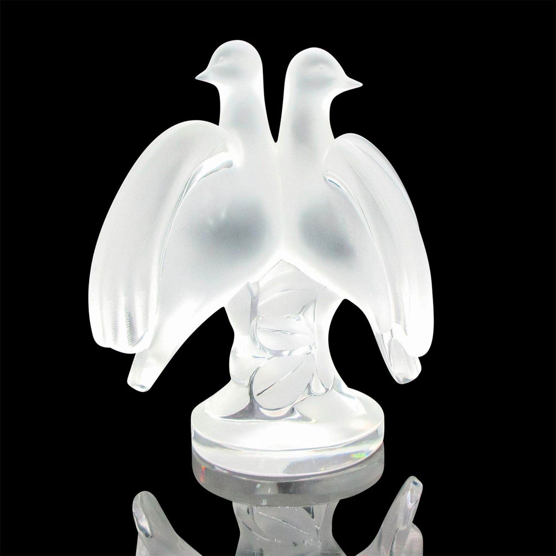 Lalique Crystal Figurine, Doves - Image 2 of 3