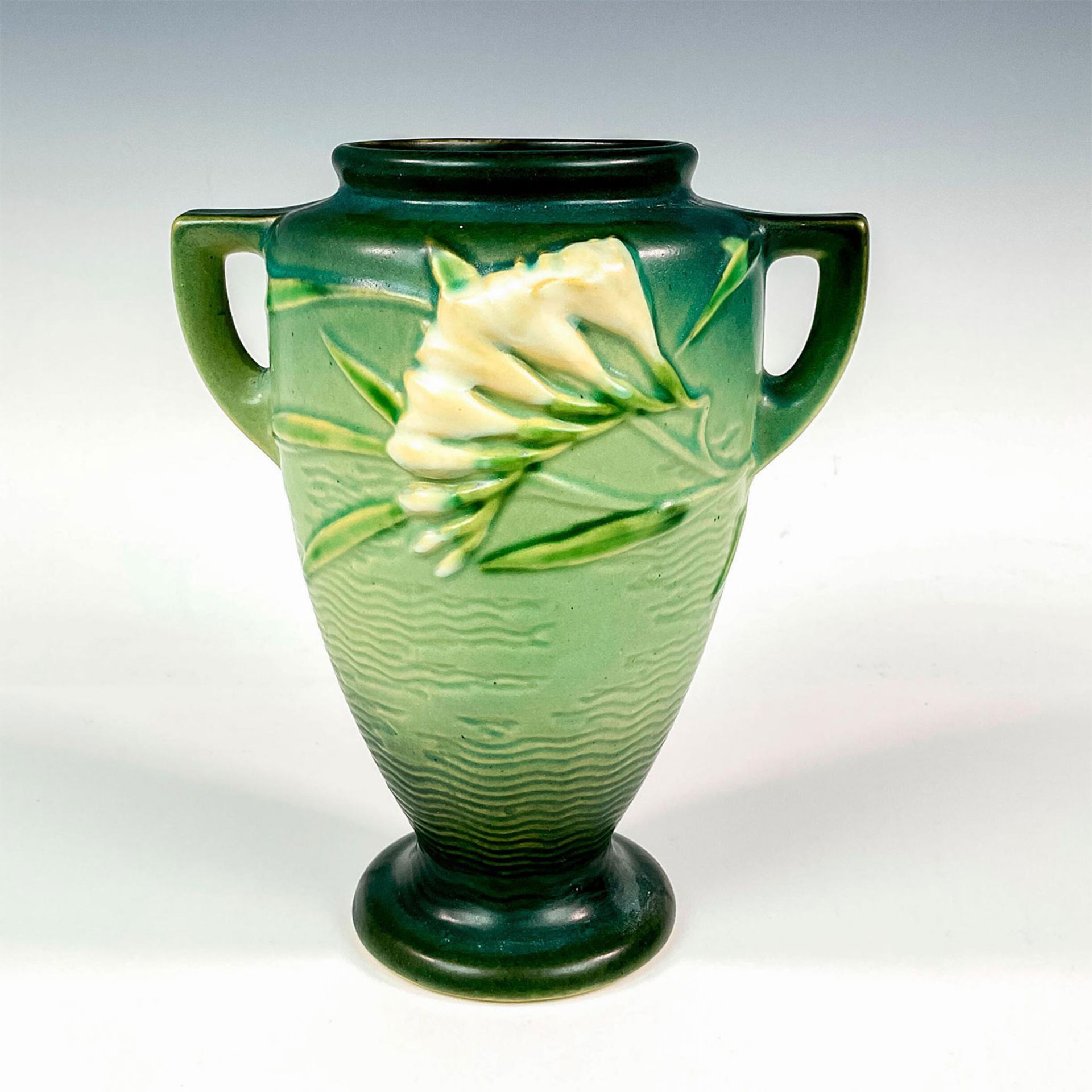 Roseville Pottery Double Handled Vase, Freesia - Image 2 of 3
