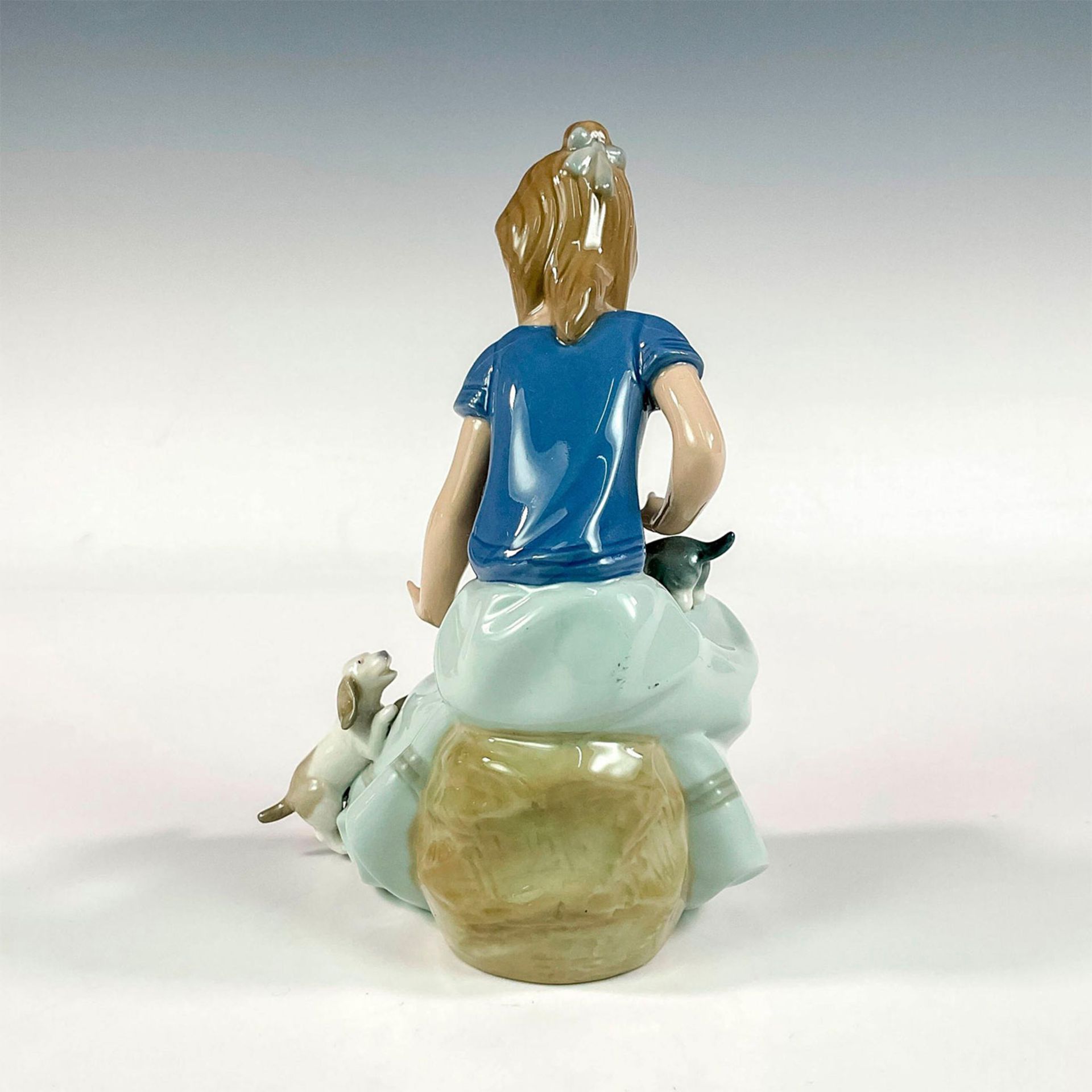Girl with Puppies - Nao by Lladro Porcelain Figurine - Image 2 of 3