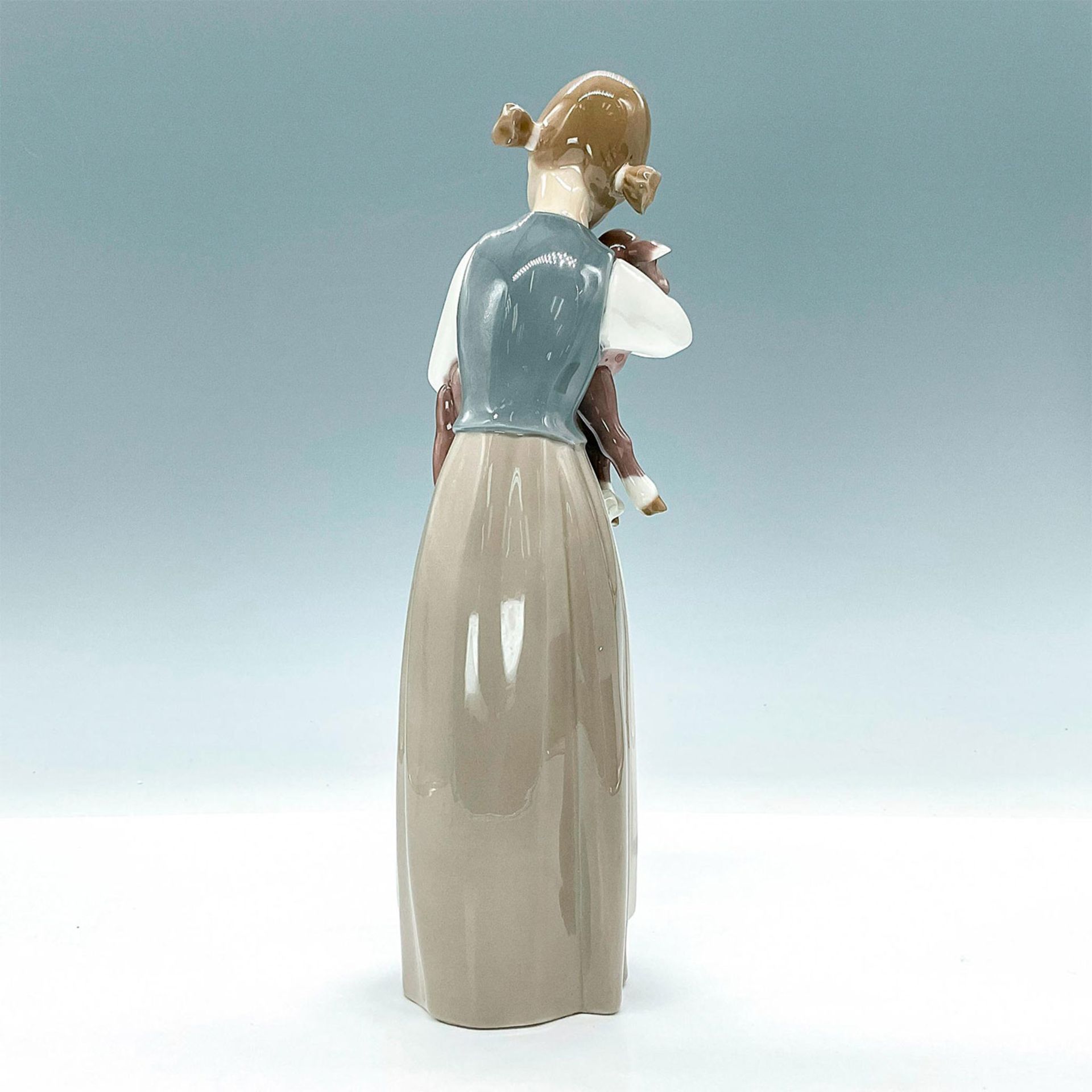 Girl With Lamb 1001010 - Lladro Porcelain Figurine - Image 2 of 3