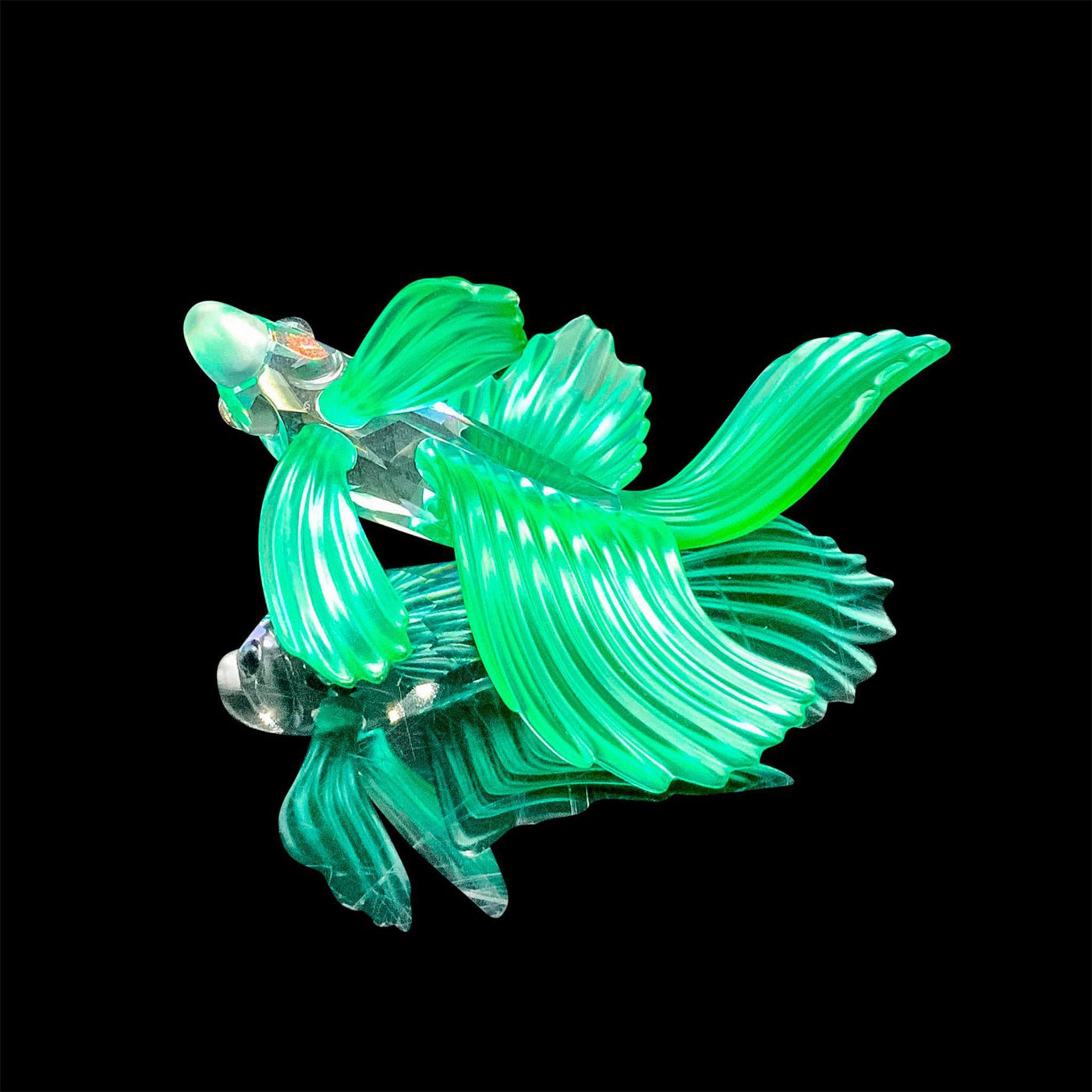 Swarovski Crystal Figurine, Siamese Fighting Fish Green - Image 3 of 3