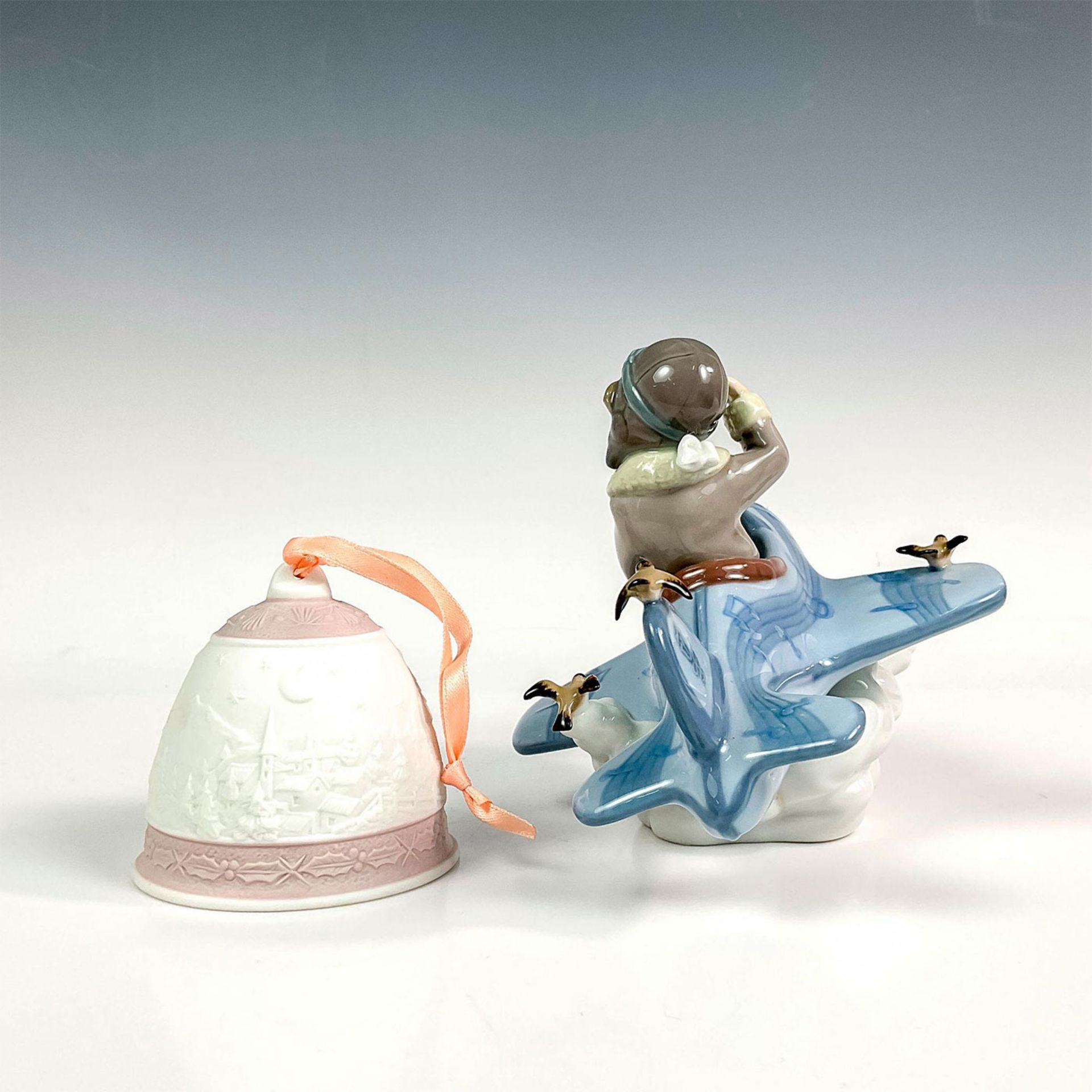 2pc Lladro Porcelain Figurine + Bell - Bild 3 aus 4