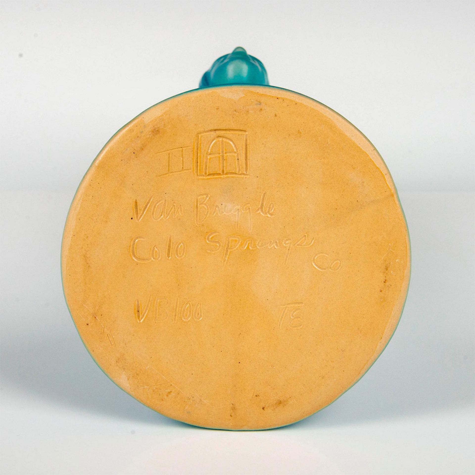 Van Briggle Pottery Vase with Figural Wall Plaques Design, Native American Faces - Image 3 of 3