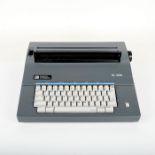 Smith Corona SL500 Model 5A Electronic Portable Typewriter