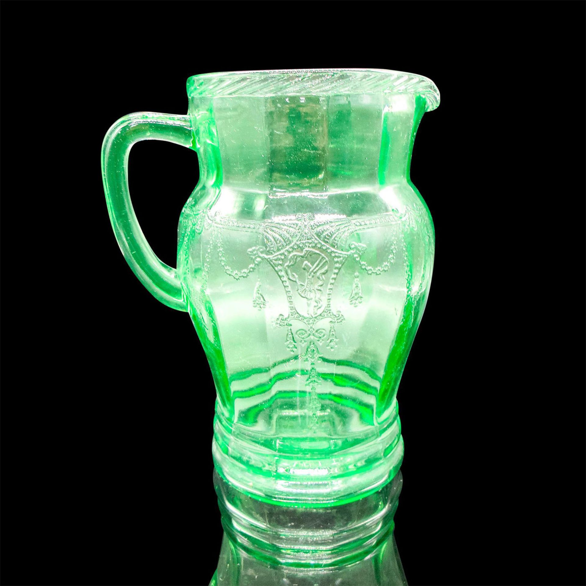 Vintage Green Depression Glass Pitcher - Image 3 of 3