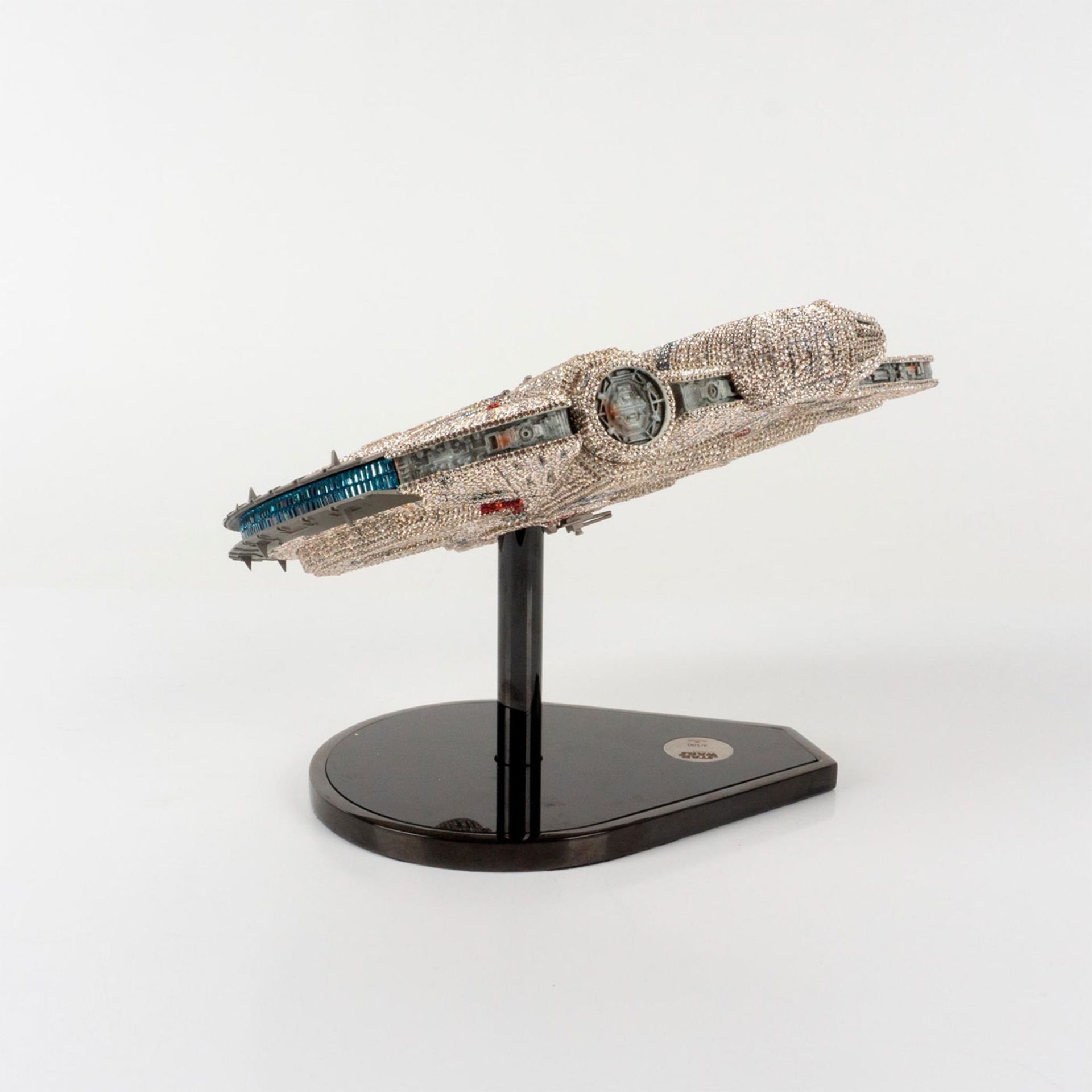 Swarovski Crystal Sculpture, Star Wars Millennium Falcon - Image 7 of 8