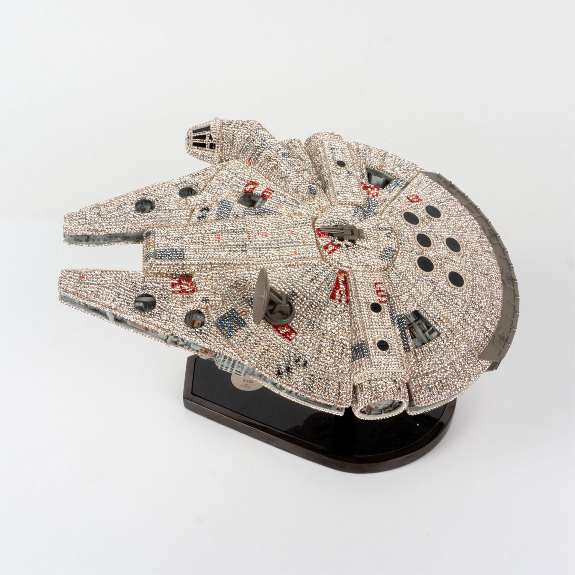 Swarovski Crystal Sculpture, Star Wars Millennium Falcon - Image 5 of 8