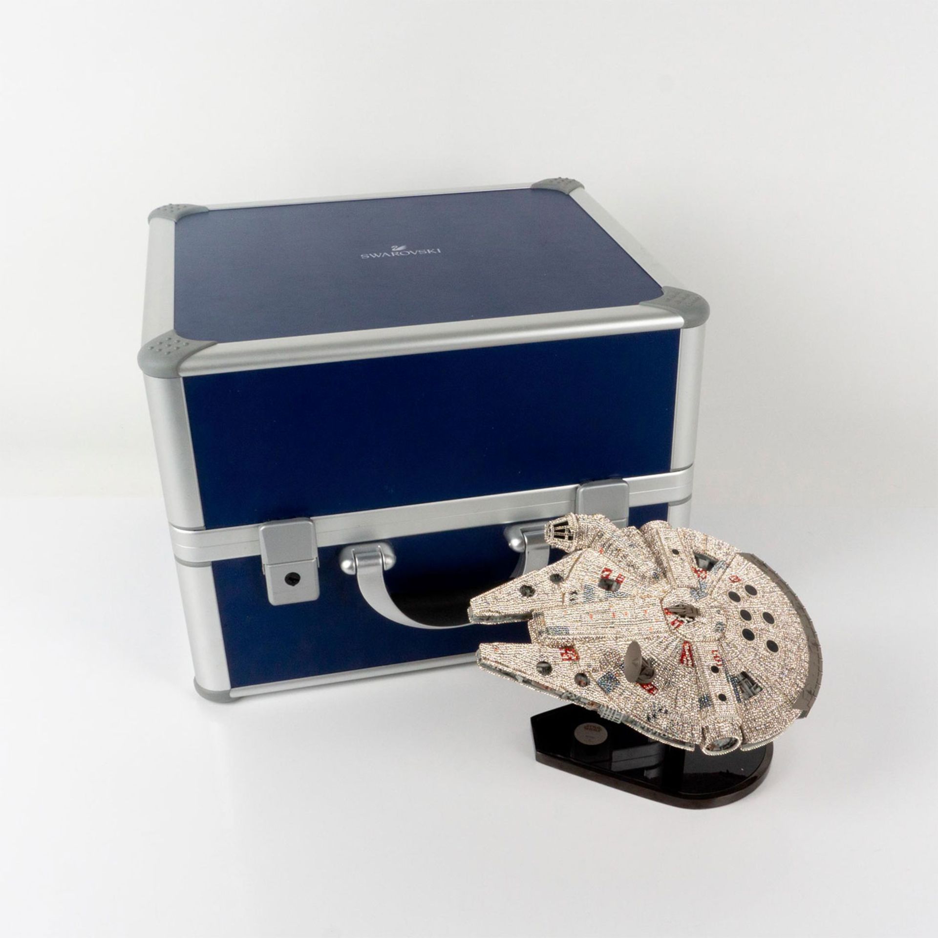 Swarovski Crystal Sculpture, Star Wars Millennium Falcon - Image 6 of 8