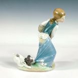 Naughty Dog 1004982 - Lladro Porcelain Figurine