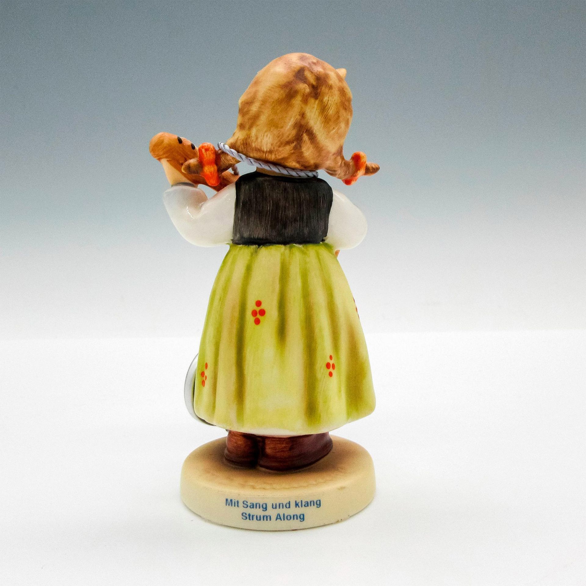 Goebel Hummel Figurine, Strum Along 557 - Bild 2 aus 3