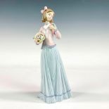 Innocence In Bloom 1007644 - Lladro Porcelain Figurine