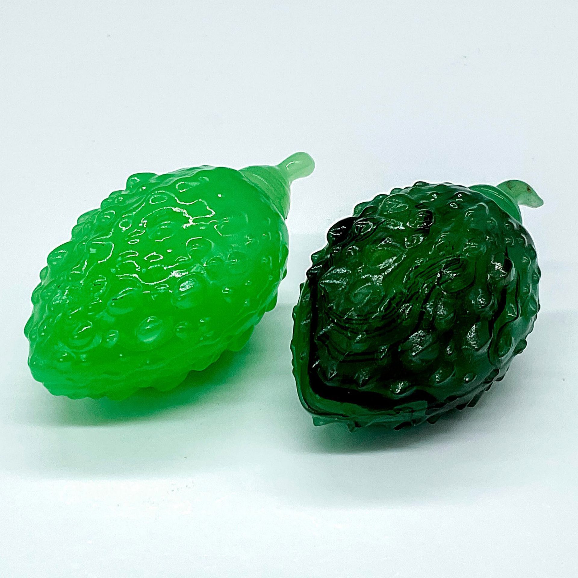 Pair of Green Glass Snuff Bottles Durian Fruit - Image 3 of 3