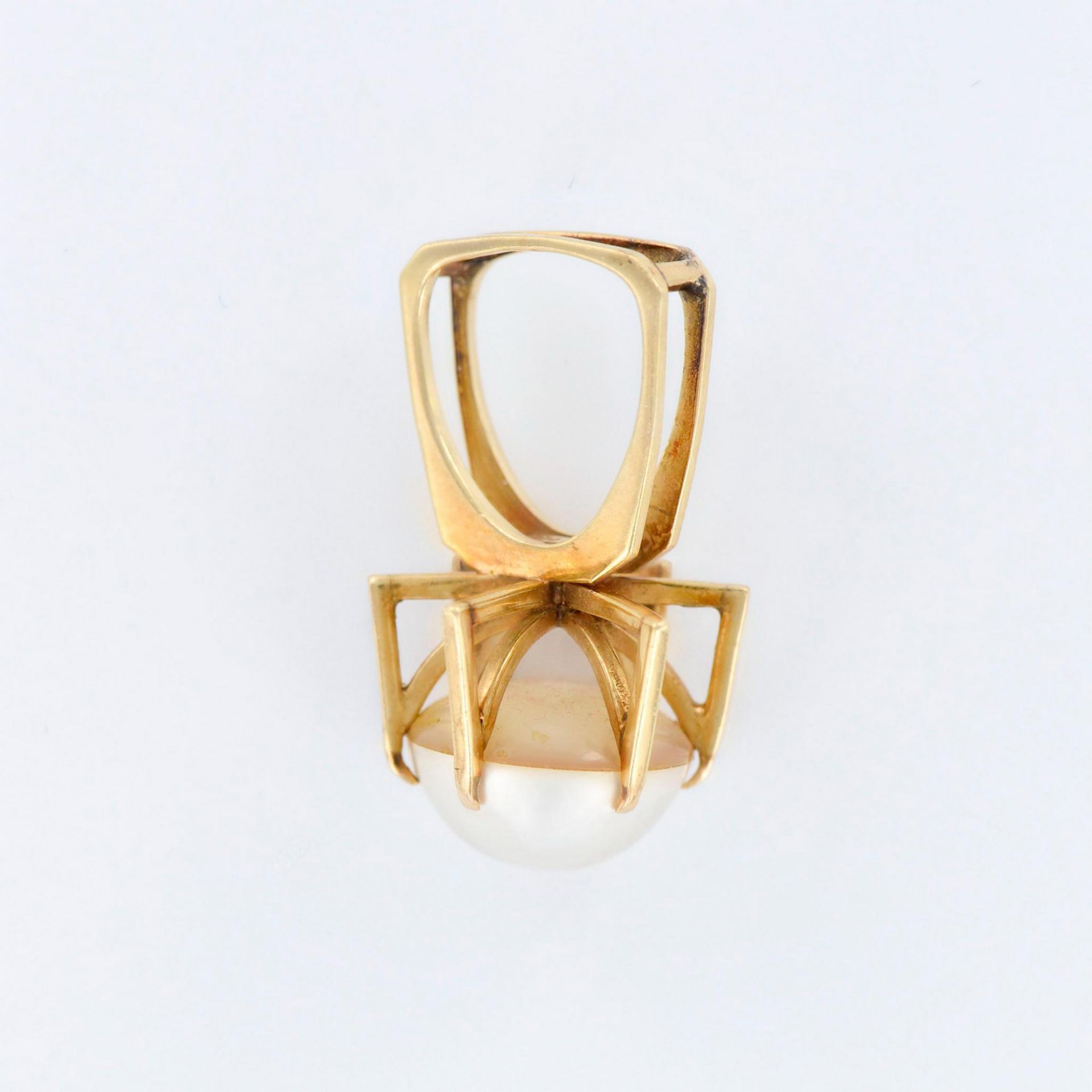 14K Yellow Gold Mother of Pearl Cocktail Ring - Image 5 of 6