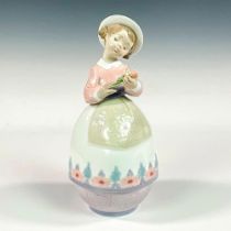 Treasures Of The Heart 1006554 - Lladro Porcelain Figurine