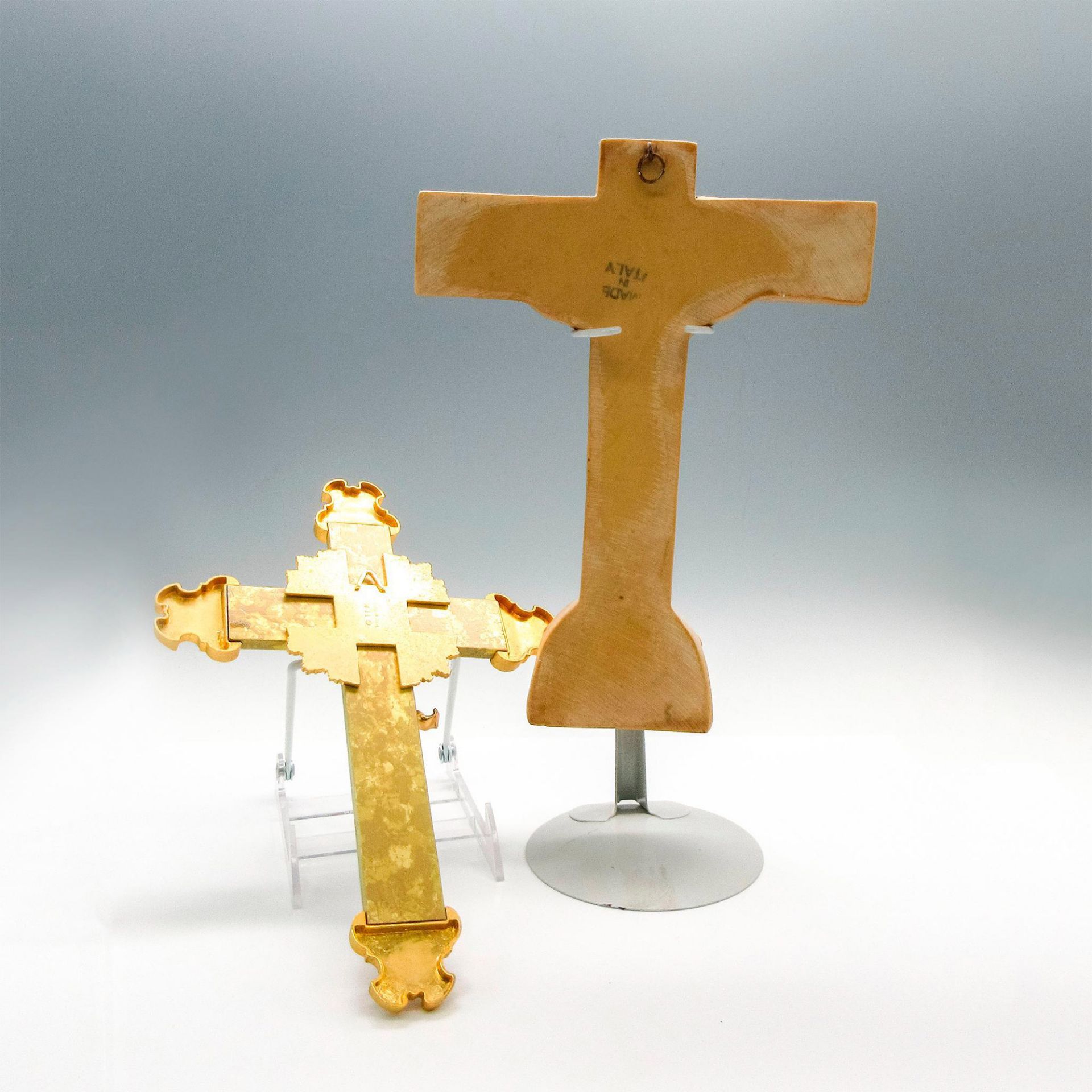 2pc Religious Ceramic Italian Wall Crosses - Image 2 of 2