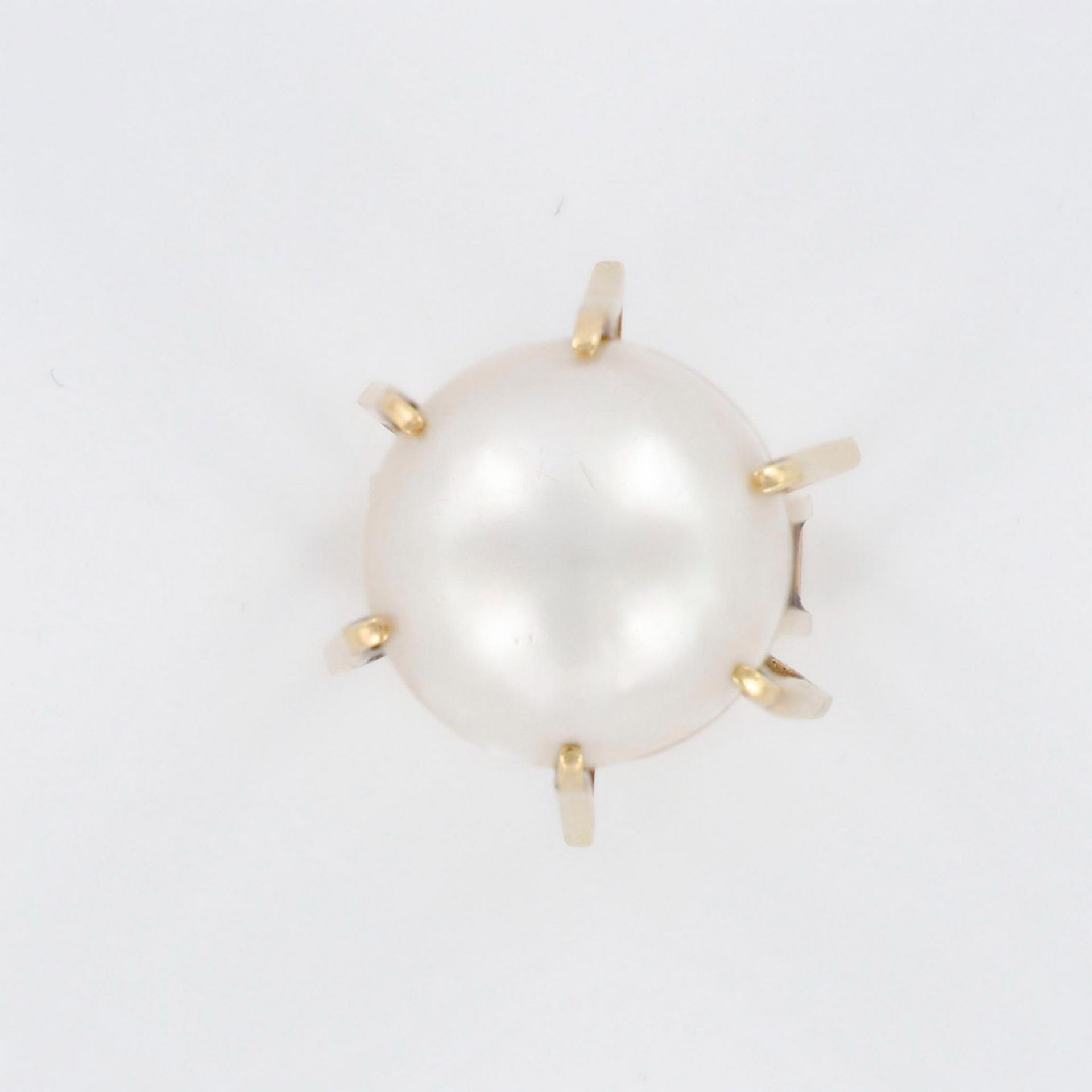 14K Yellow Gold Mother of Pearl Cocktail Ring - Image 3 of 6