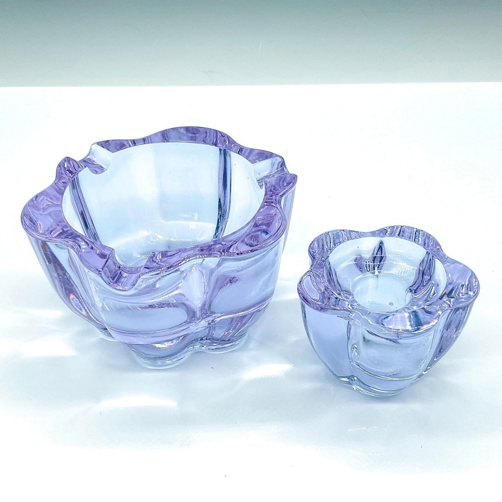 2pc Twilite Blue Glass Flower Ashtray and Candle Socket - Bild 2 aus 3