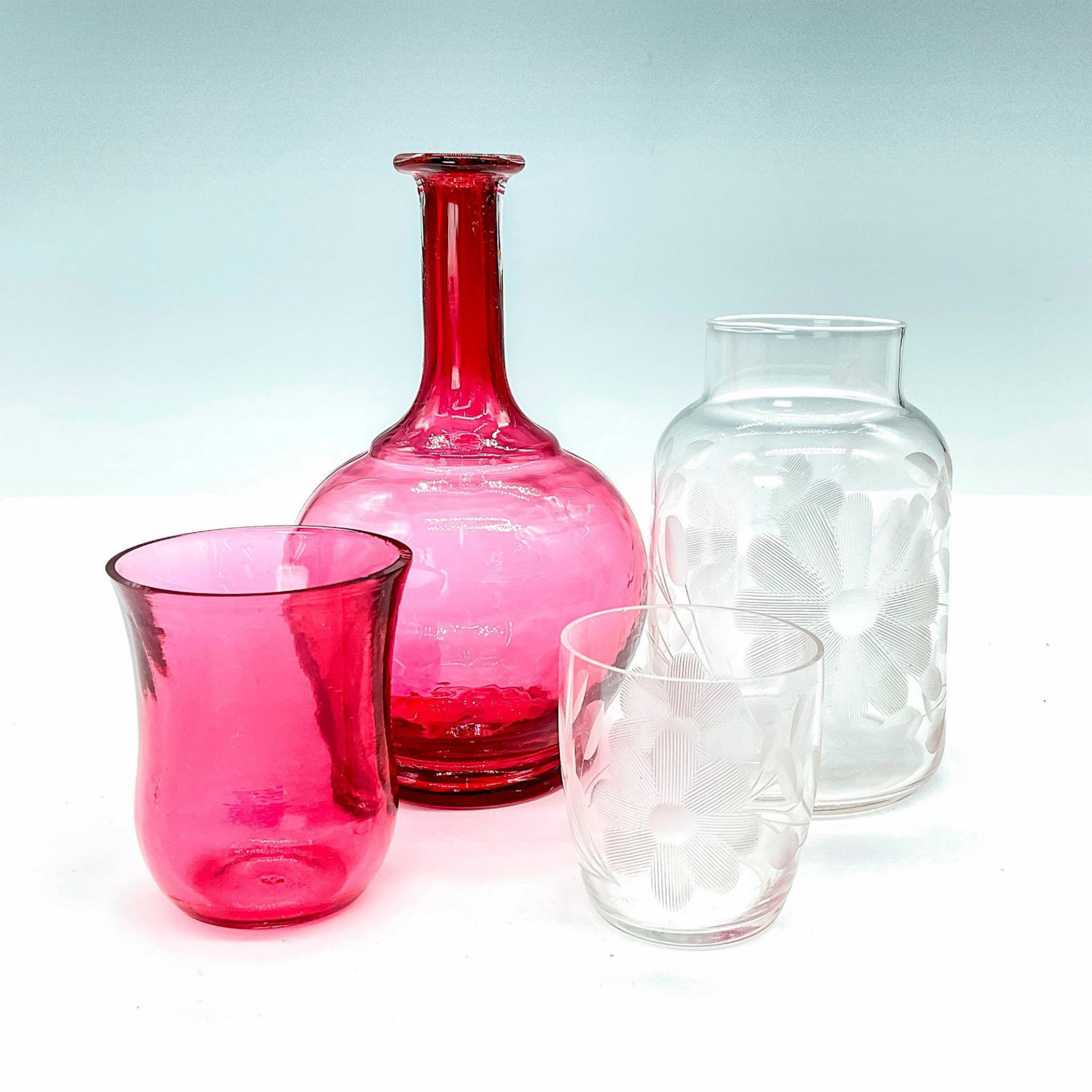 Pair of Tumble Ups, Clear and Cranberry Glass - Bild 2 aus 3